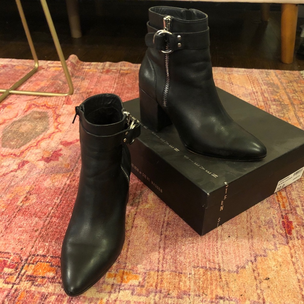 Steve Madden Johannah black boot size 10